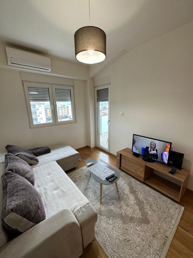 Irina Centre Apartment بودغوريتْسا المظهر الخارجي الصورة