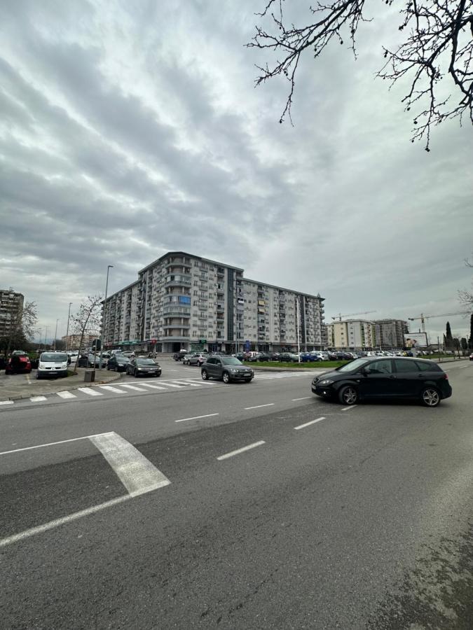 Irina Centre Apartment بودغوريتْسا المظهر الخارجي الصورة