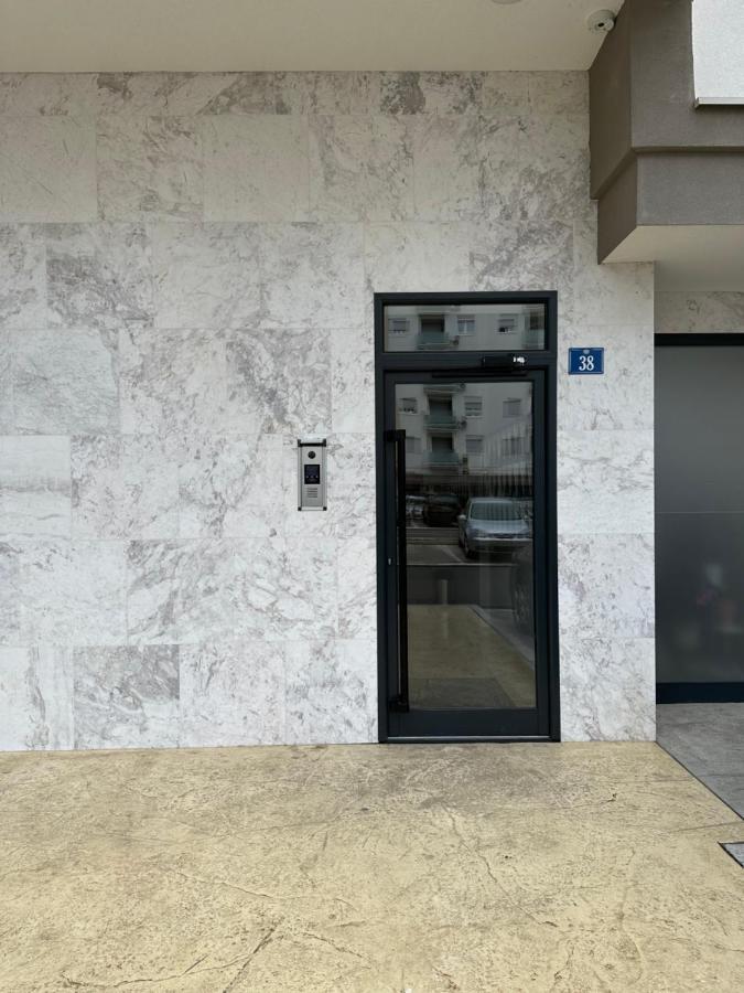 Irina Centre Apartment بودغوريتْسا المظهر الخارجي الصورة